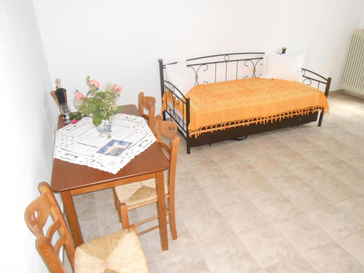 Chrysolithos Kerami Apartments Khalkíon Exterior foto